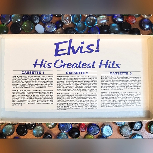 *RARE* Elvis Greatest Hits! Collector’s Edition Vintage tapes Set - Picture 3 of 8